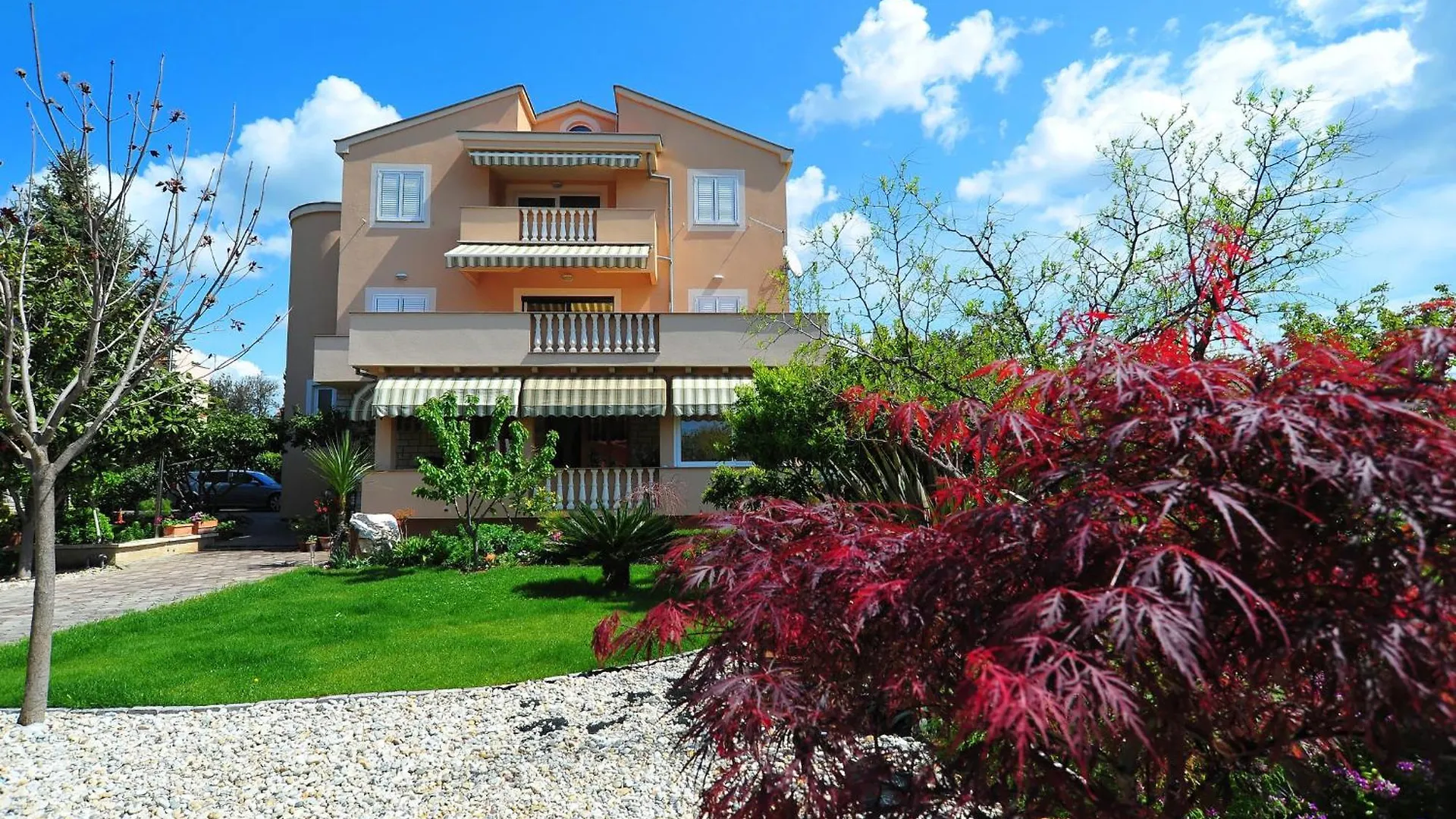 Apartmani Villa Elvira Sukošan